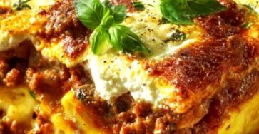 Low-Carb Cheese Noodle Lasagna with Beef & Mushrooms