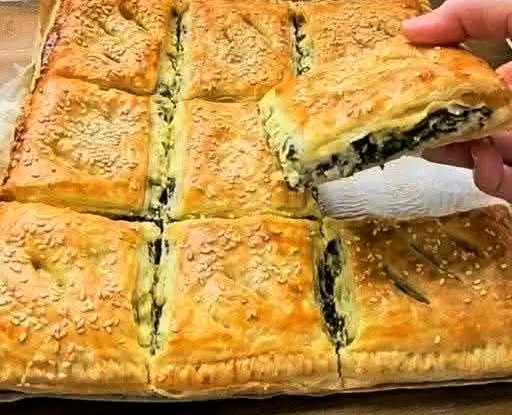 Spinach and Cheese Puff Pastry Squares