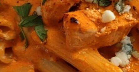 BUFFALO CHICKEN ALFREDO PENNE