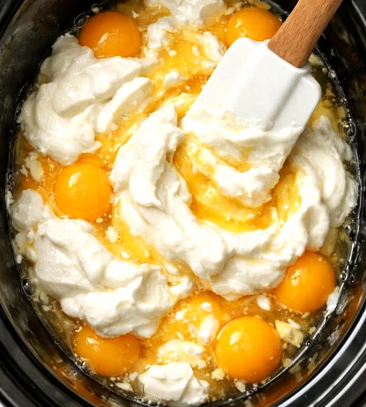 4-Ingredient Overnight Slow Cooker Yogurt Breakfast Custard 4-Ingredient Overnight Slow Cooker Yogurt Breakfast Custard