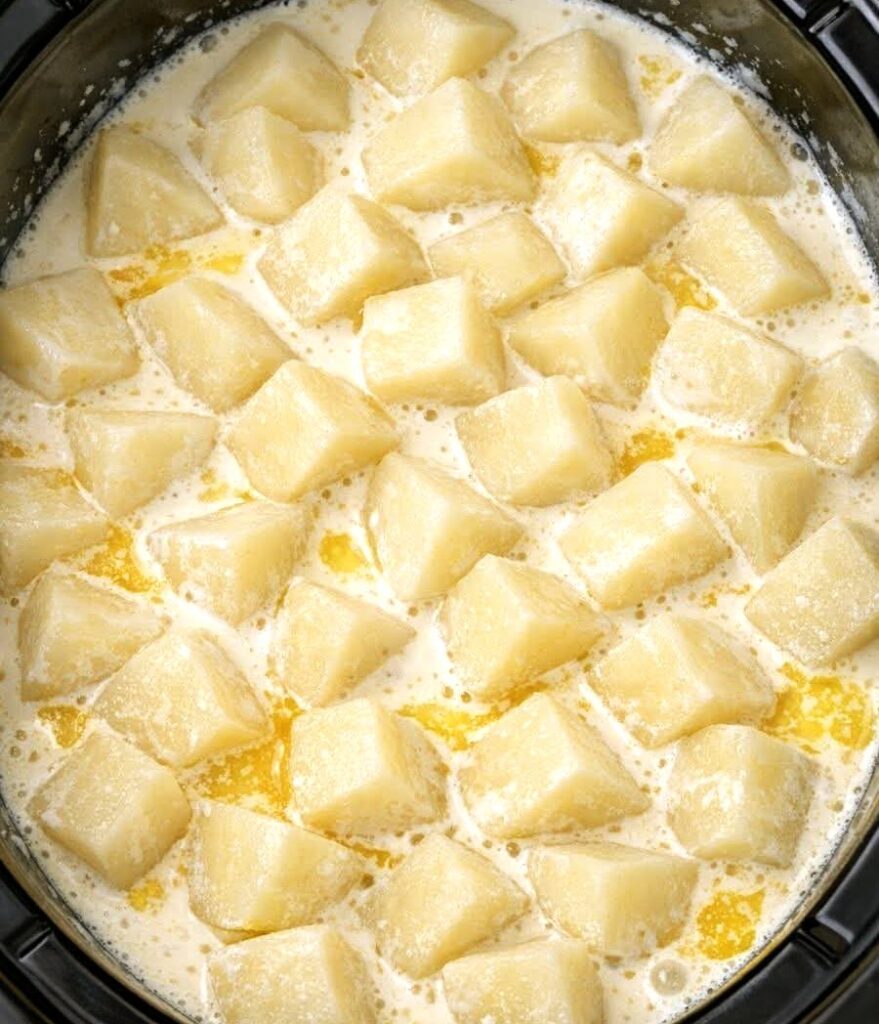 3-Ingredient Slow Cooker Creamed Potatoes 3-Ingredient Slow Cooker Creamed Potatoes