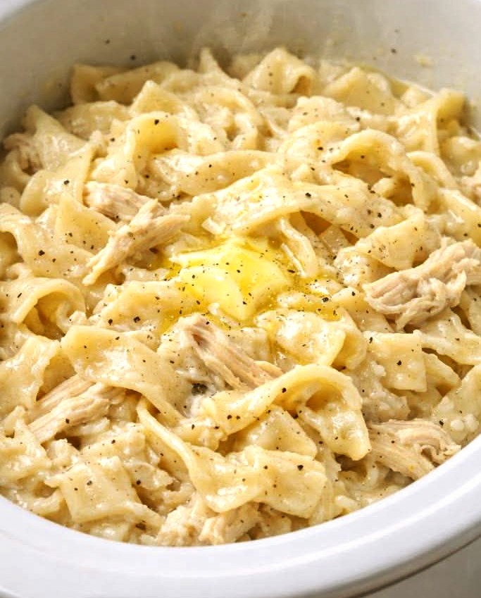 Slow Cooker Amish Chicken and Noodles Recipe