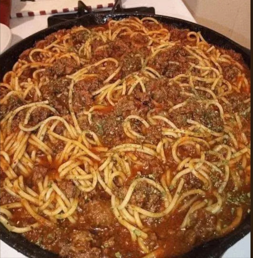 Easy Homemade Spaghetti and Meatballs (Juicy, Flavorful & Family Favorite