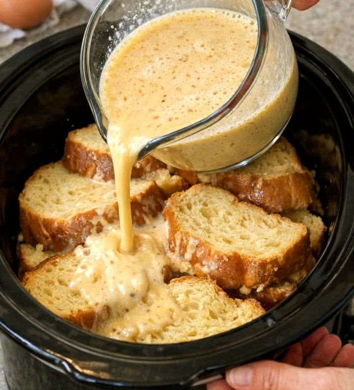 Slow Cooker Crème Brûlée French Toast