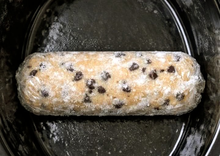 4-Ingredient Slow Cooker Cookie Cobbler