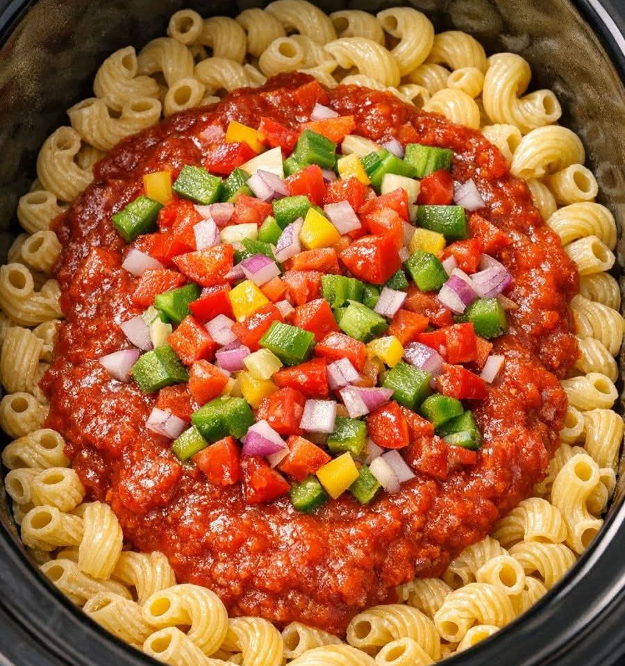 Easy Slow Cooker Cavatappi Pasta Recipe with Smoked Sausage