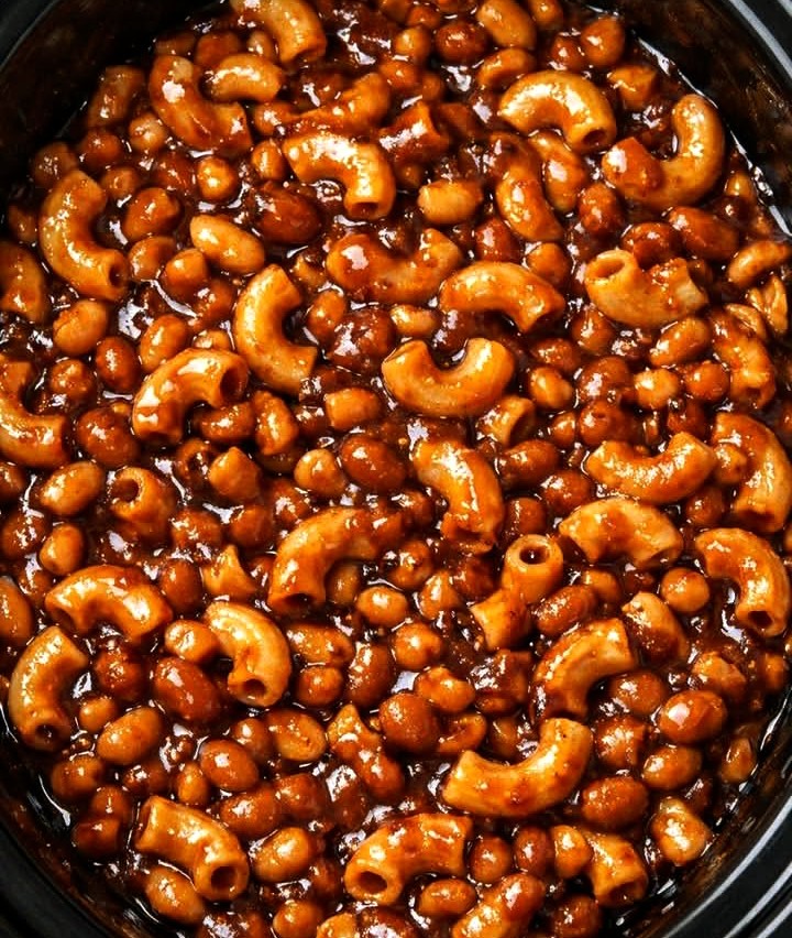 Slow Cooker 3 Ingredient Baked Bean Macaroni