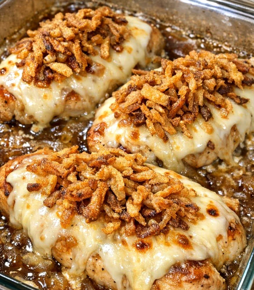 Easy French Onion Chicken Bake
