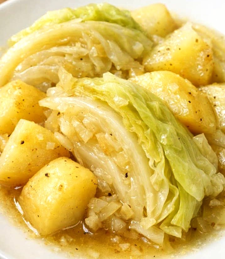 Slow Cooker Cabbage and Potatoes Recipe