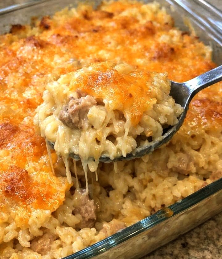 Easy 4-Ingredient Tuna Melt Pasta Bake
