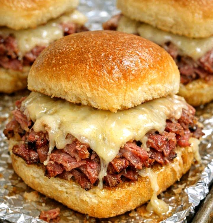 Easy 4-Ingredient Corned Beef Sliders