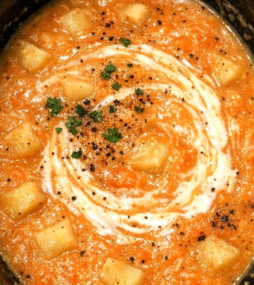 Slow Cooker Potato and Pumpkin Soup