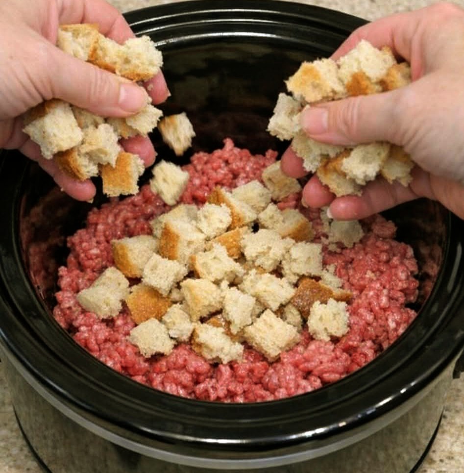 Slow Cooker Beef Bread Hash