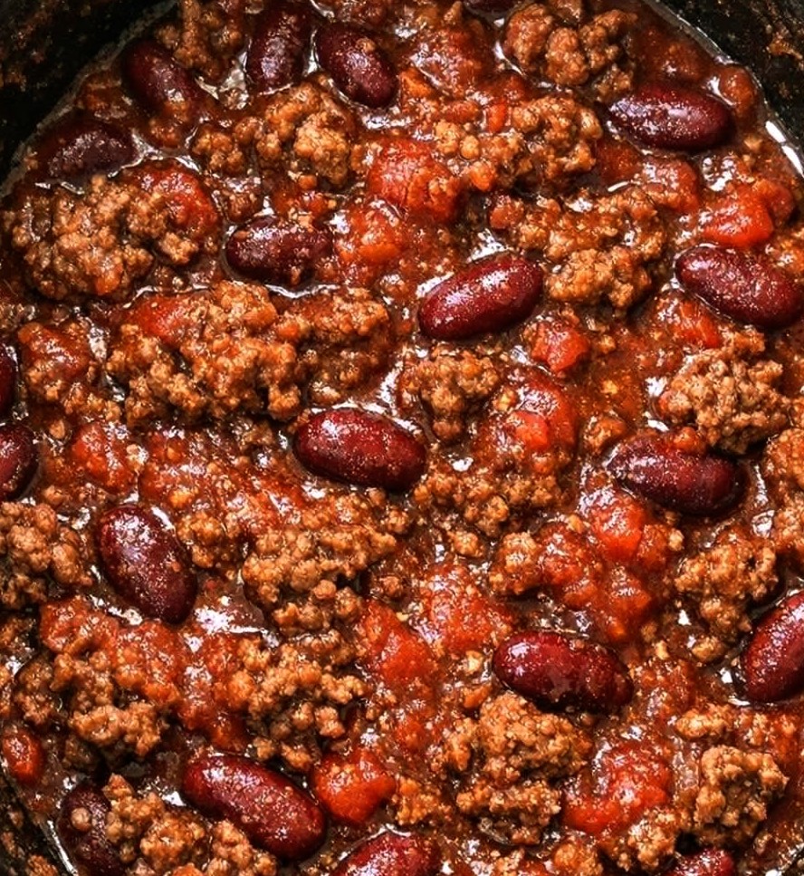 Slow Cooker 4-Ingredient Beef Chili