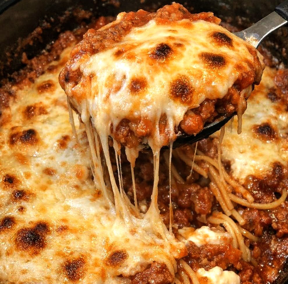 Slow Cooker 5 Ingredient Million Dollar Spaghetti