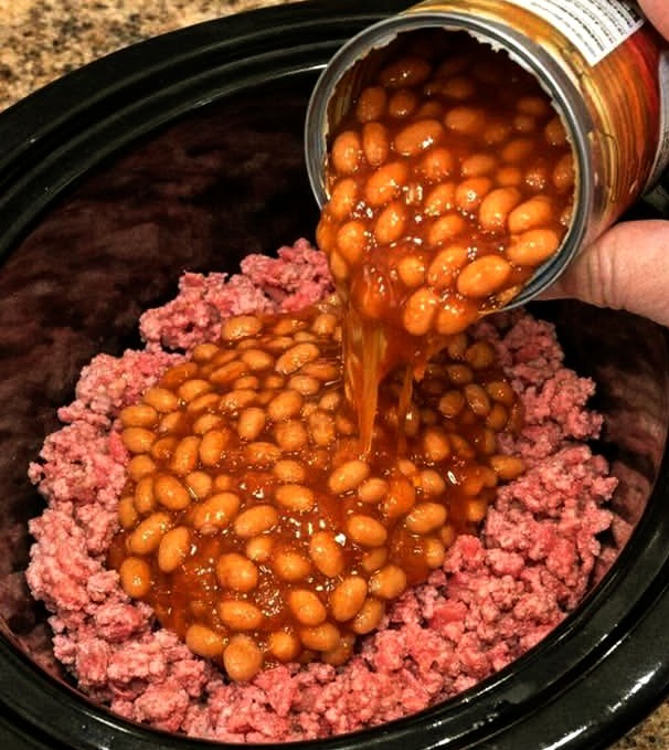 Slow Cooker 5 Ingredient Beef and Baked Beans