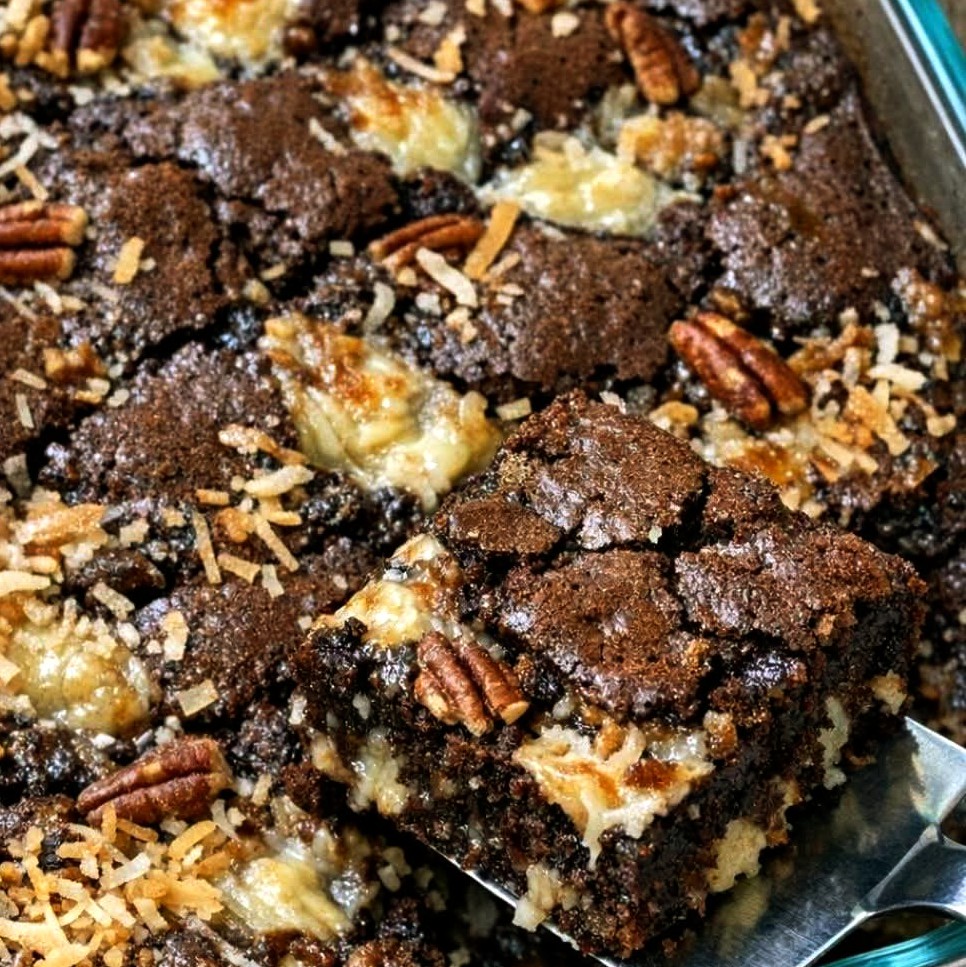 Easy Earthquake Cake