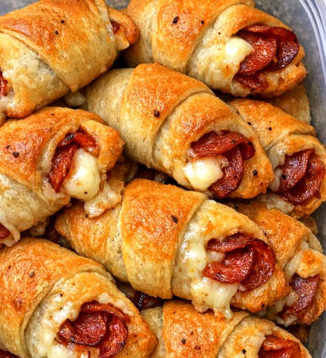 3 Ingredient Crescent Pizza Rolls