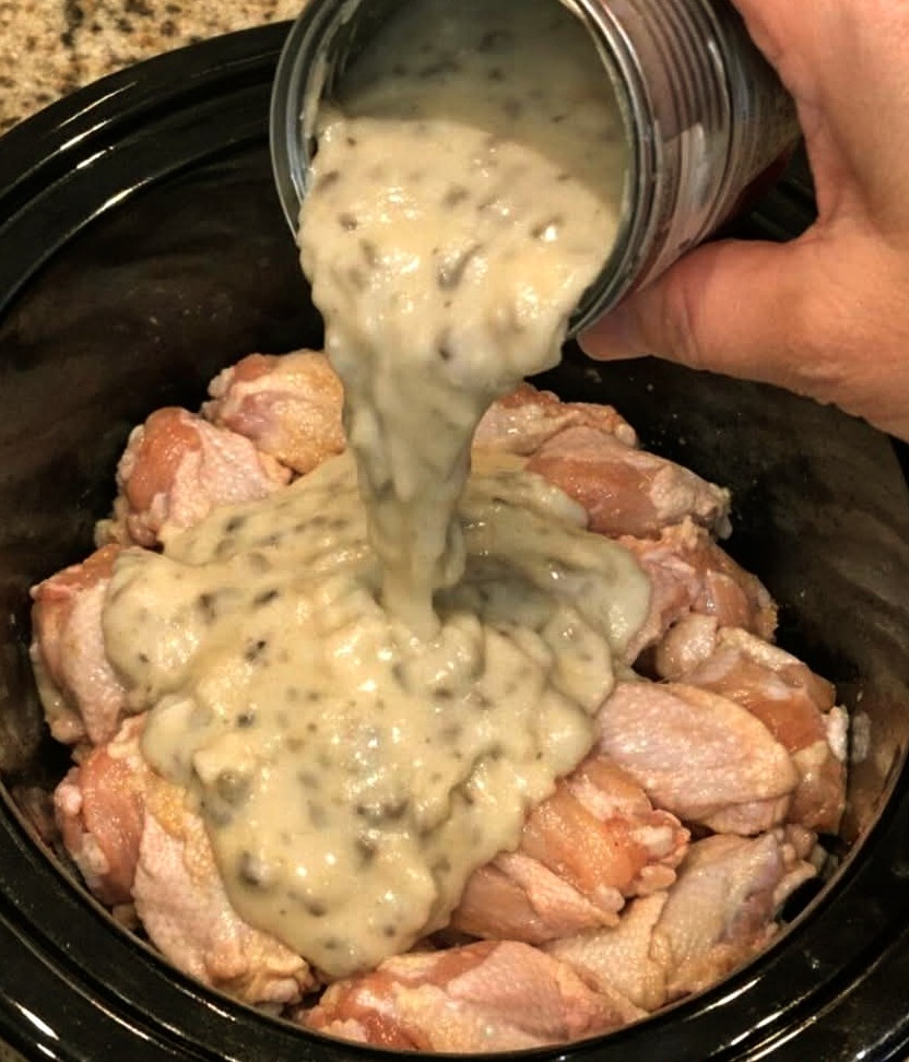 Slow Cooker Creamy Mushroom Chicken Wings